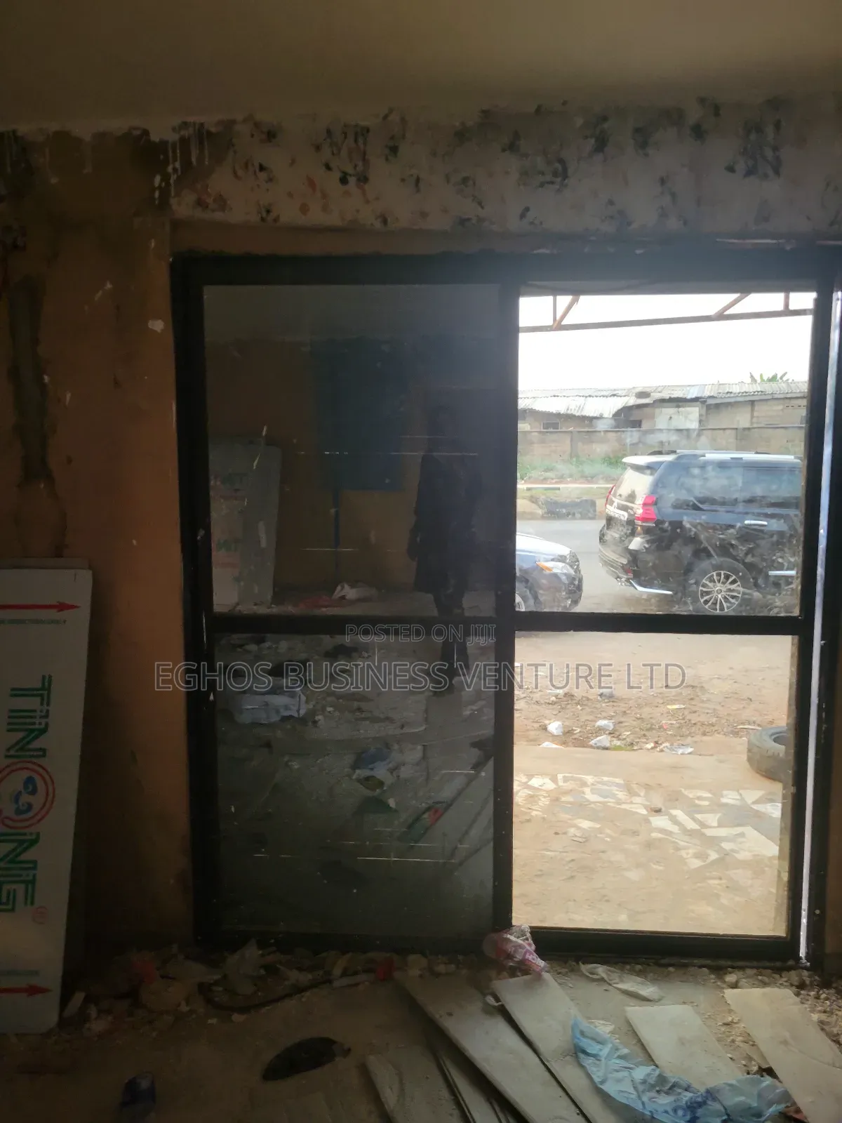 Big Store With Maintenance for Sale/Transfer