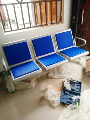 Modern Waiting Chair