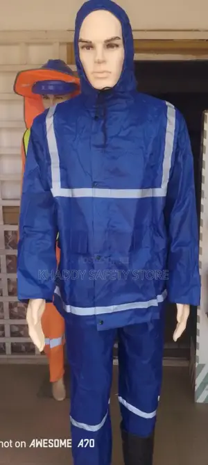 Polyester Raincoat Jacket And Pant With Reflector