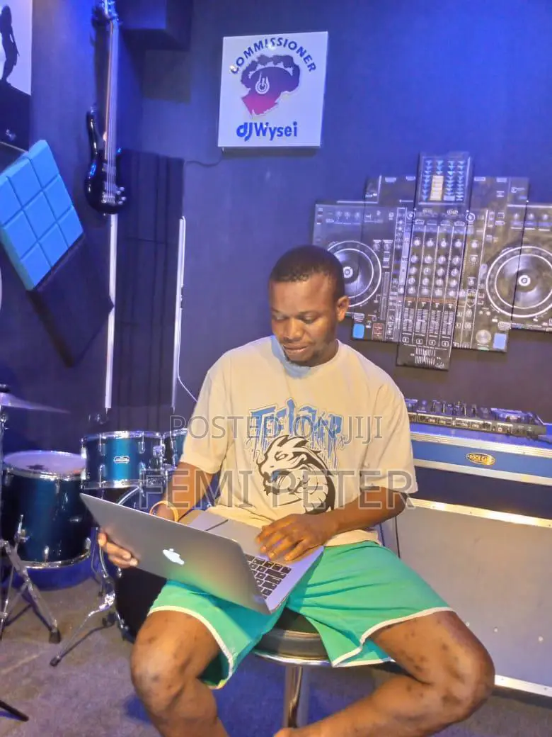 I’M Looking For DJ Work In Lagos