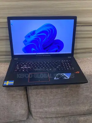Laptop Asus ASUSPRO P2440UA 16GB Intel Core I7 SSD 256GB