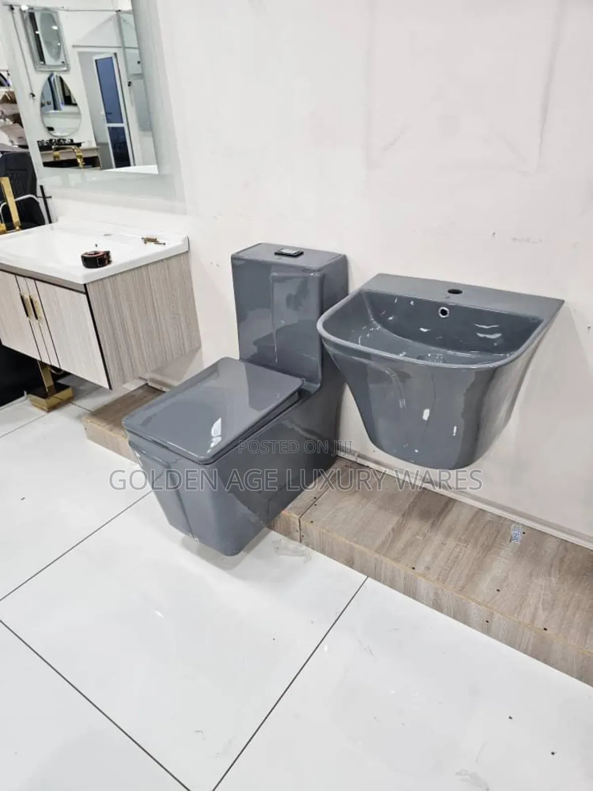 Glossy Grey Executive Wc Set