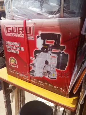 Bag Closer Machine