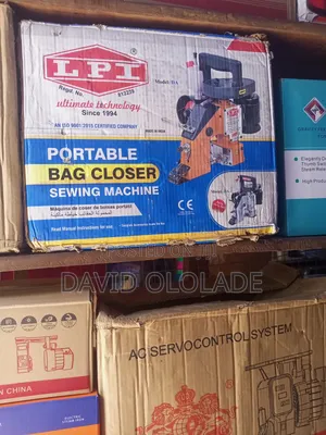 Bag Closer Machine