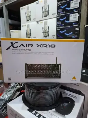 Behringer Digital Mixer Xr18