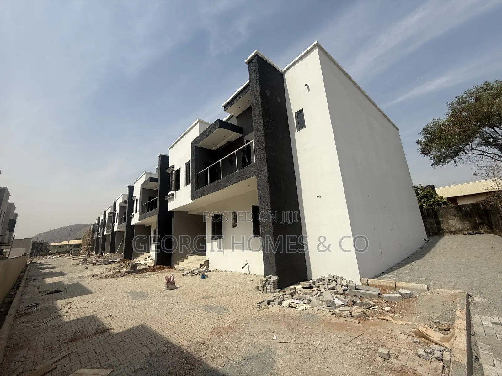 4bdrm Townhouse/Terrace in Kubwa for sale
