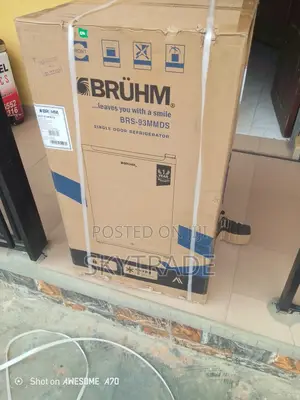 Original (90L Silver Bruhm Refrigertor + Key) -BRS-93mmds