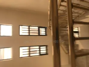 4bdrm Duplex in Lekki for rent