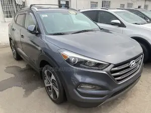 Hyundai Tucson Sport AWD 2016 Gray