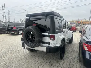 Jeep Wrangler Sahara 4x4 2016 White