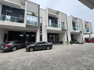 4bdrm Duplex in Ikota for sale