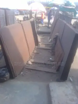 Building Materials Merchant