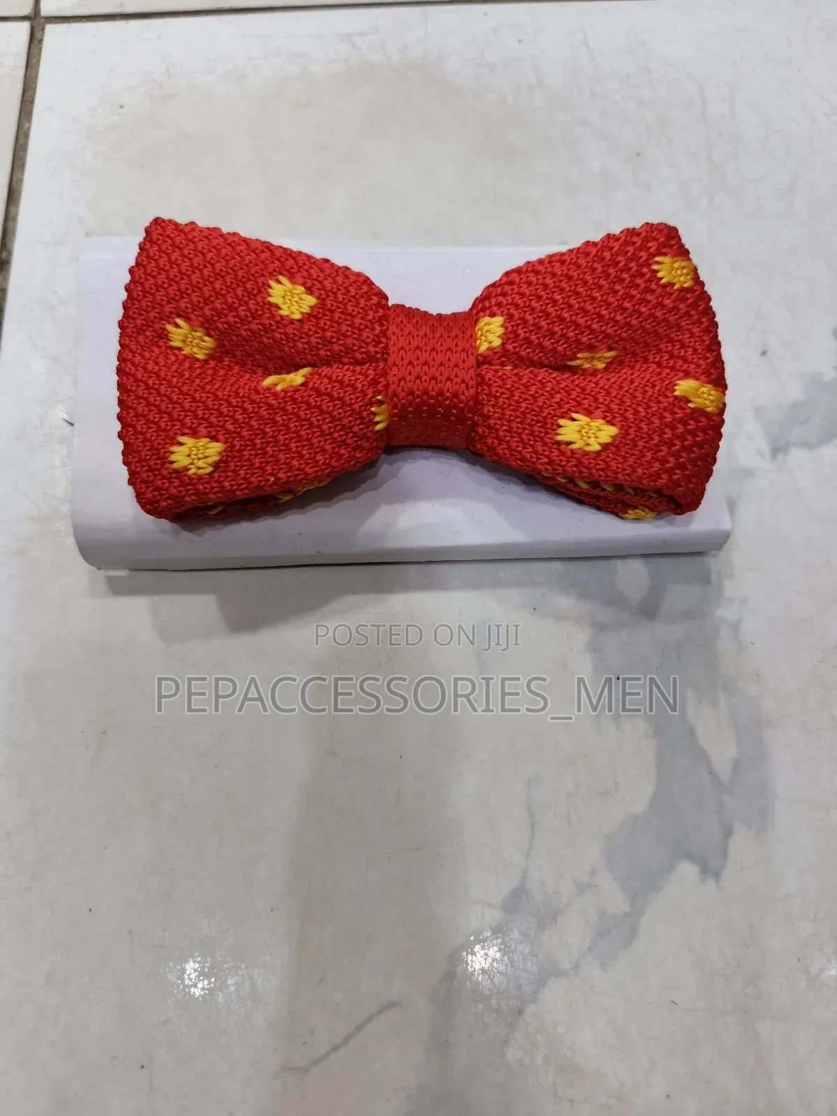 Knitted Bowtie