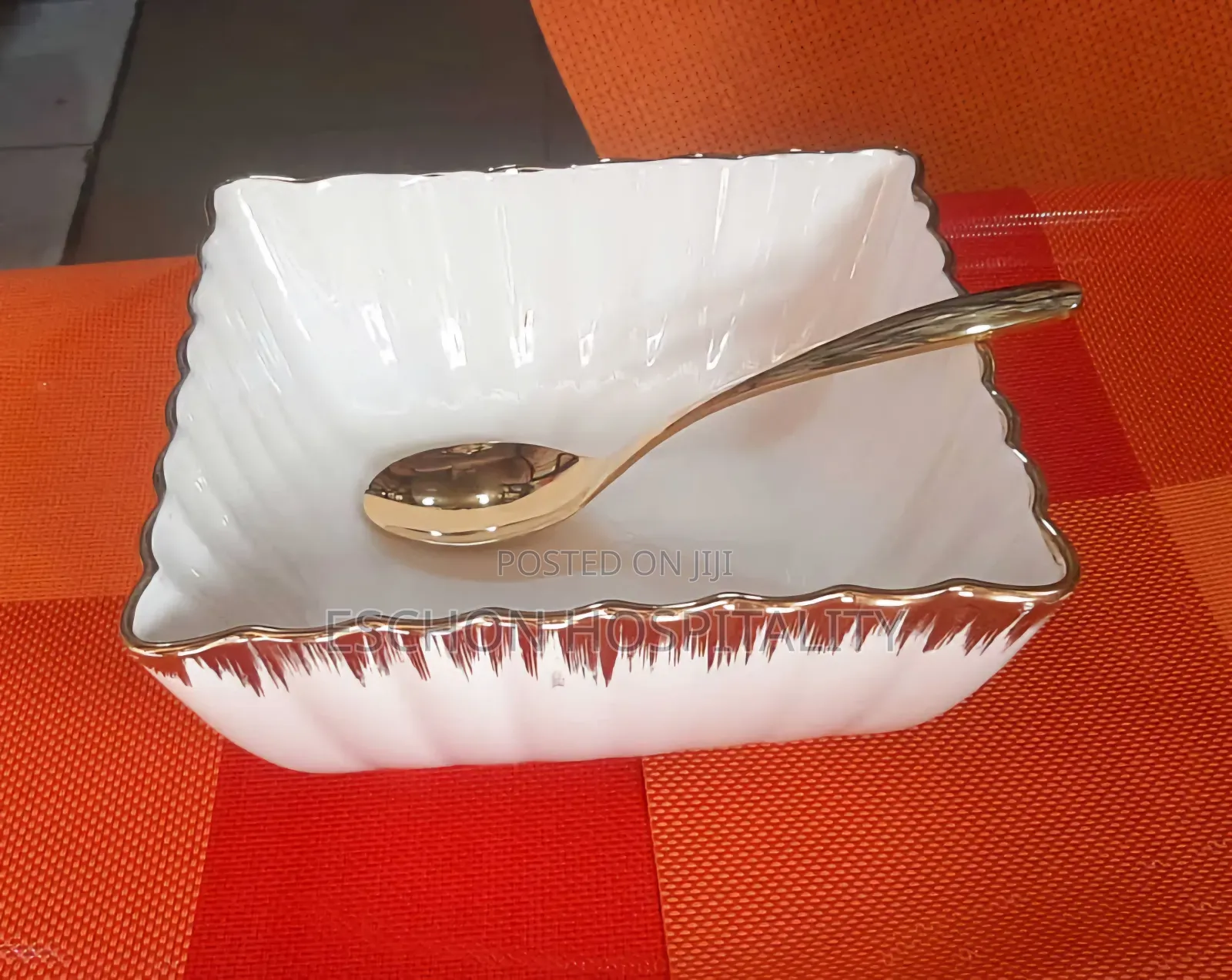 Luxury Gold and White Eating Plate = 1 Set