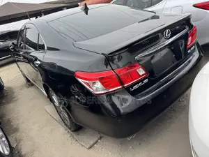 Lexus ES 350 2010 Black