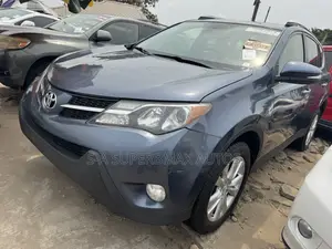Toyota RAV4 2014 Blue