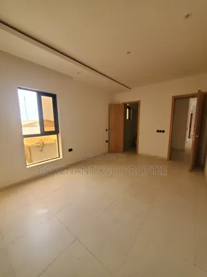 2bdrm Block of Flats in Lekki Phase 1 for rent