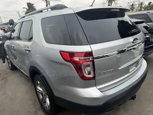 Ford Explorer 2013 Silver