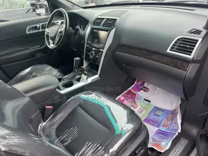 Ford Explorer 2013 Silver