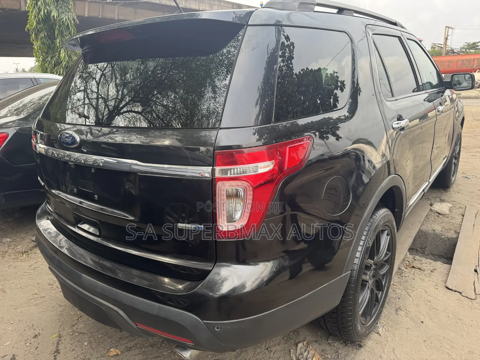 Ford Explorer 2013 Black