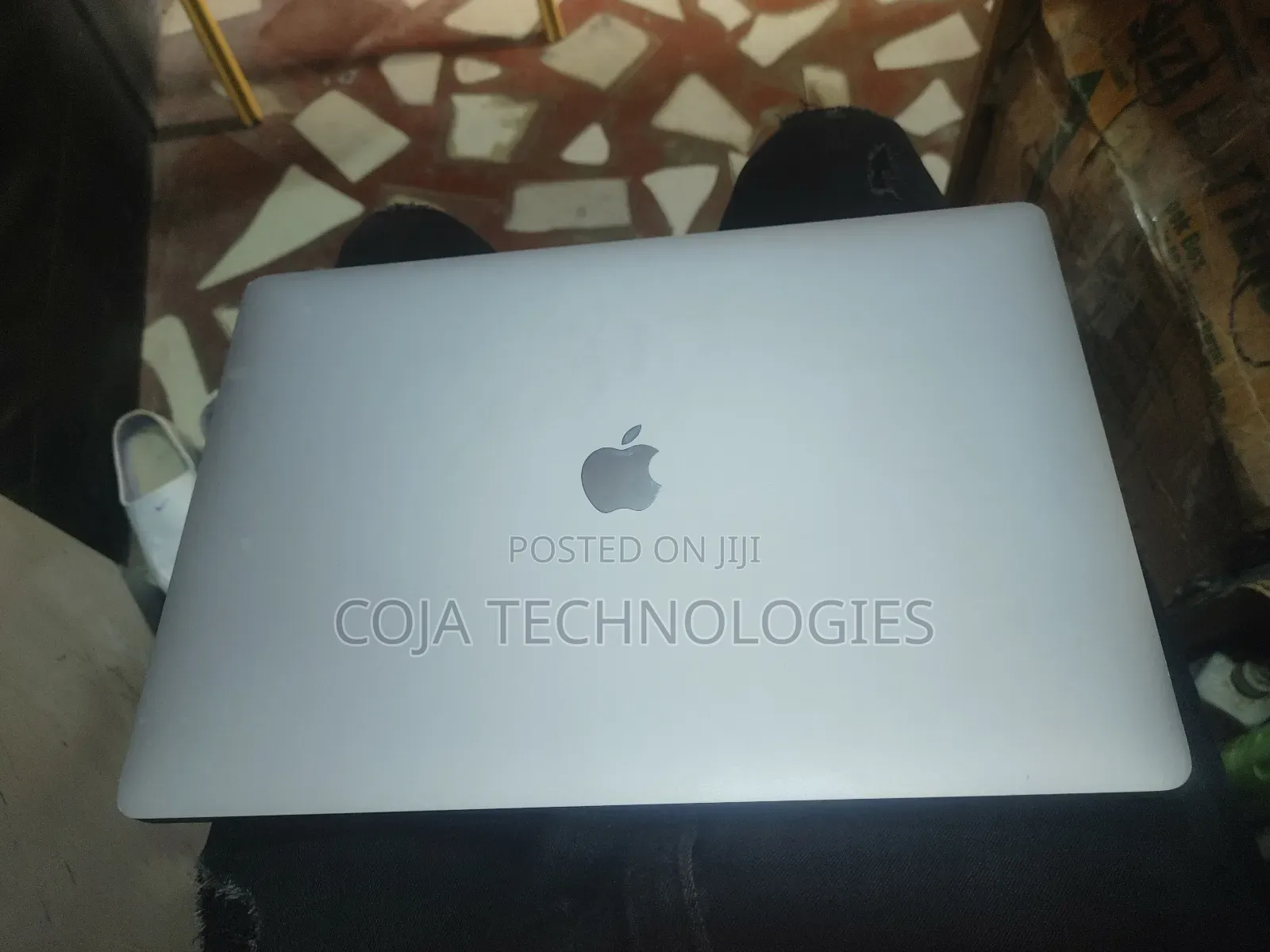 Laptop Apple MacBook Pro 2019 16GB Intel Core I7 SSD 512GB