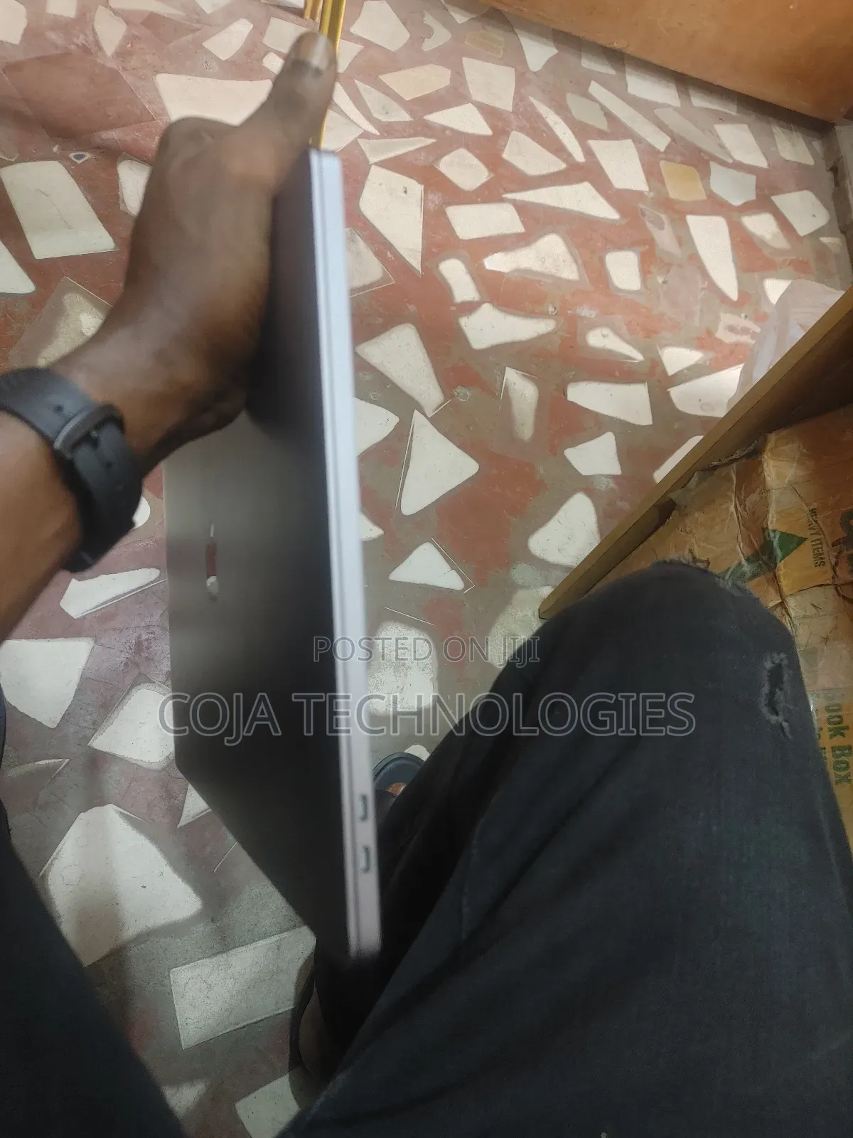 Laptop Apple MacBook Pro 2019 16GB Intel Core I7 SSD 512GB