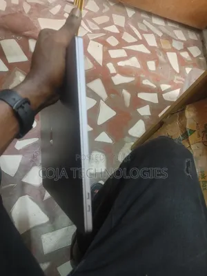 Laptop Apple MacBook Pro 2019 16GB Intel Core I7 SSD 512GB