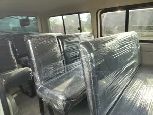Toyota HiAce 2011 White