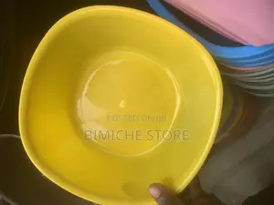 Souvenirs Plastic Bowl (12 Pieces)