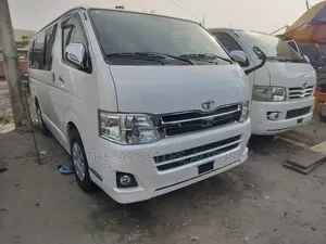 Toyota Grand HiAce 2011 White