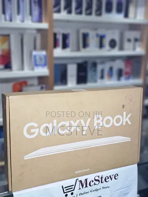 New Laptop Samsung Galaxy Book4 16GB Intel Core I7 SSD 512GB