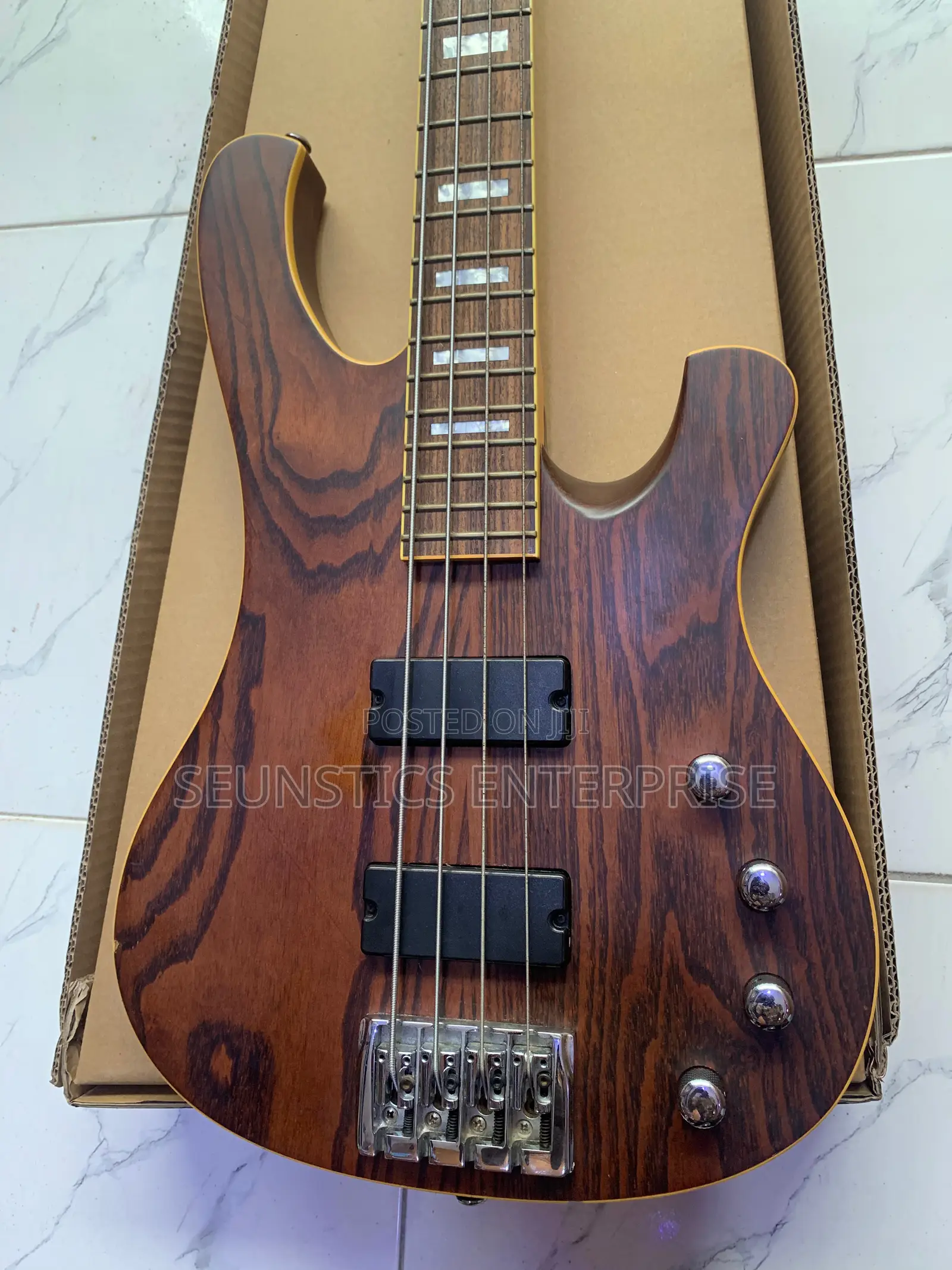 Quality Schecter Diamond Series Four String Bass Guitar