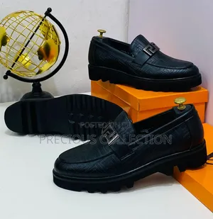 Matte Leather Loius Vuitton Leather Shoe for Men
