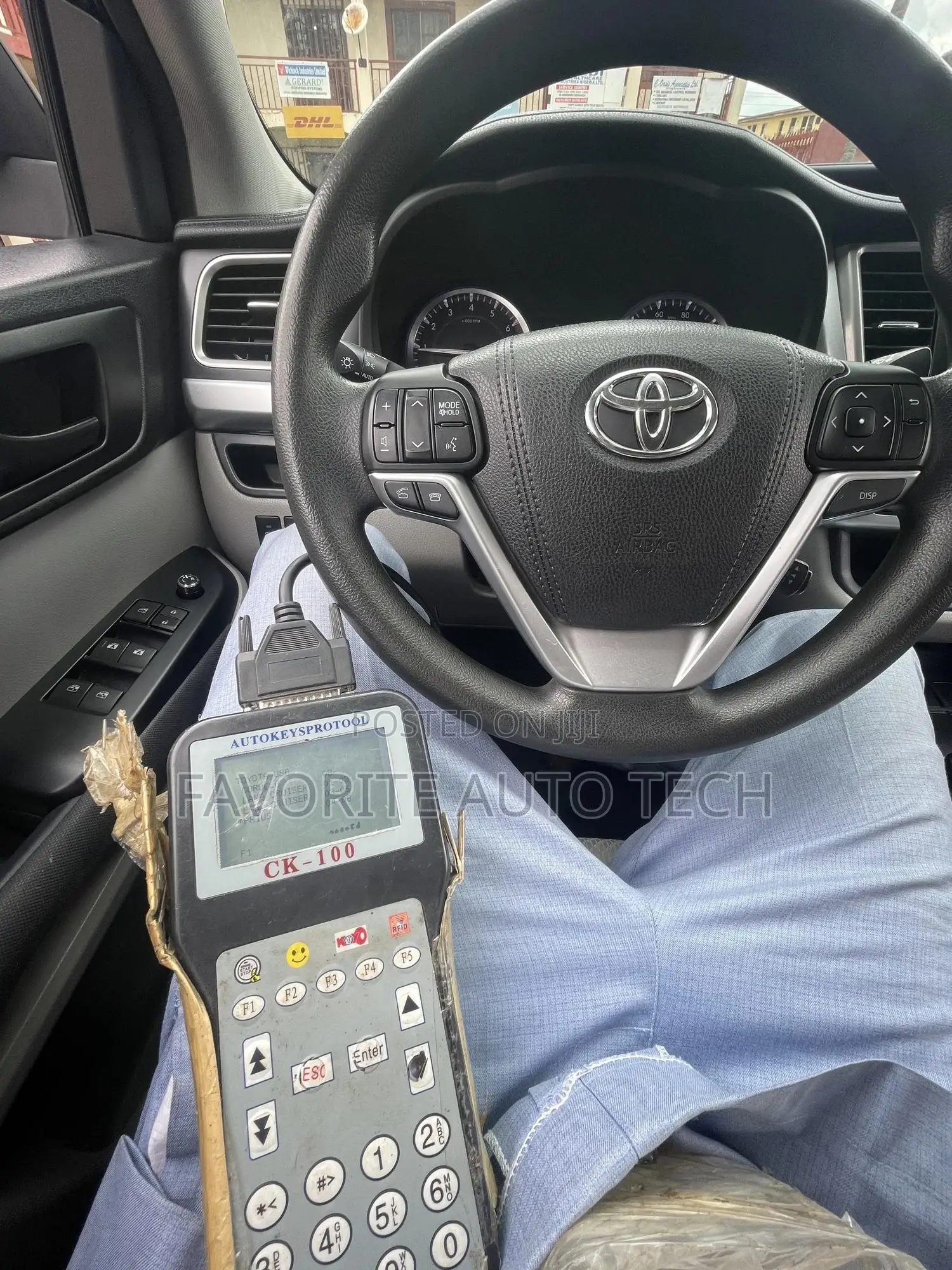 Locksmith, Car Diagnosics, Car Key Remote Programming, Locksmith