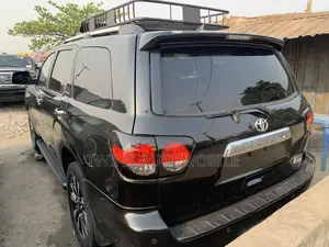 Toyota Sequoia 2017 Black