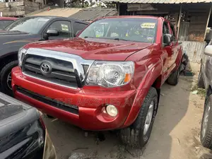 Toyota Tacoma PreRunner Access Cab 2011 Red