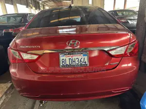 Hyundai Sonata 2013 Red