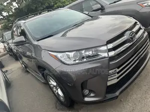 Toyota Highlander 2016 Gray