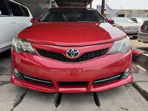 Toyota Camry 2012 Red