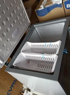 Super Cool Skyrun 250 Liters Chest Freezer