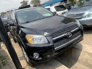 Toyota RAV4 2010 Black