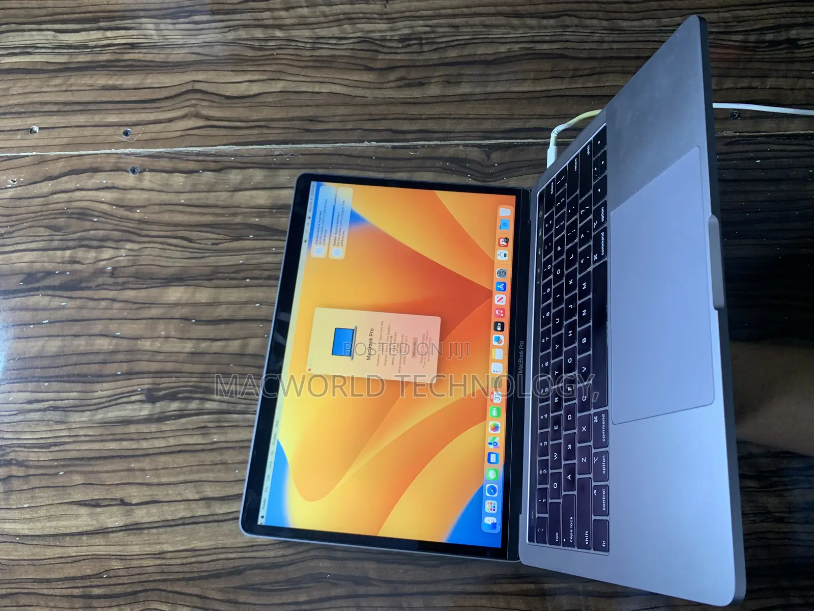 Laptop Apple MacBook Pro 2017 16GB Intel Core I5 SSD 256GB