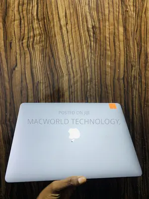 Laptop Apple MacBook Pro 2017 16GB Intel Core I5 SSD 256GB