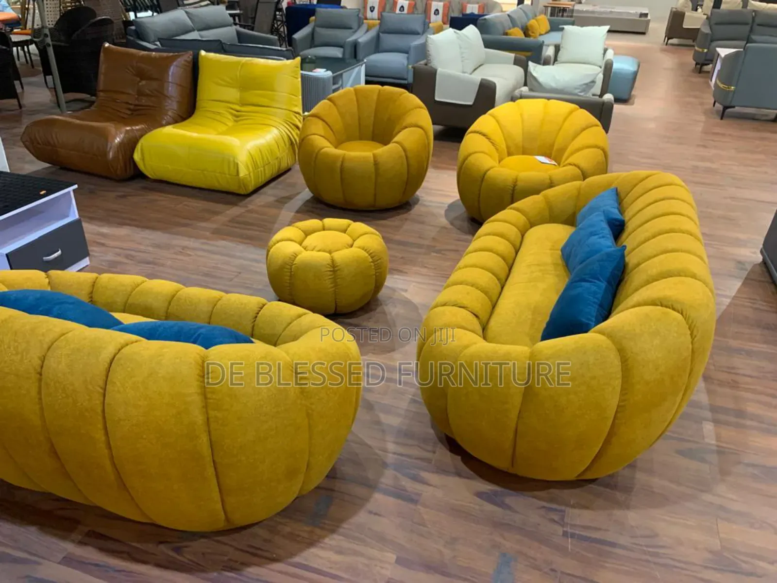 Classy Standard Sofa