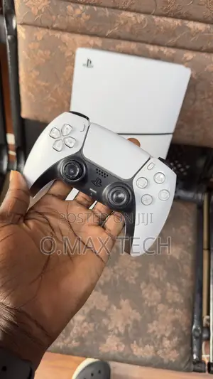 Ps5 With 2 Pads