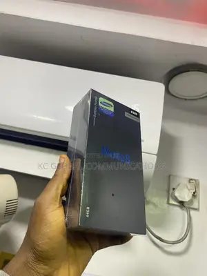 Photo - New Samsung Galaxy Note 8 64 GB Black