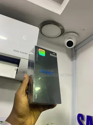 Photo - New Samsung Galaxy Note 8 64 GB Black