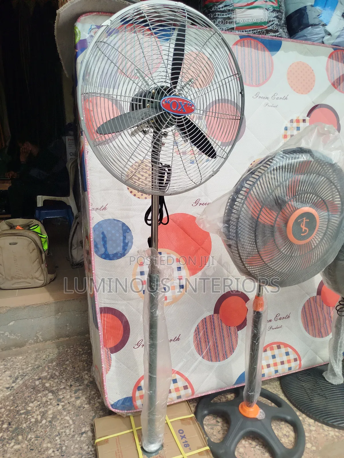 18" Ox Standing Fan