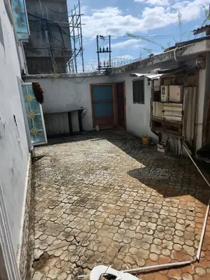 5bdrm Duplex in Ikota Gra, Lekki for rent