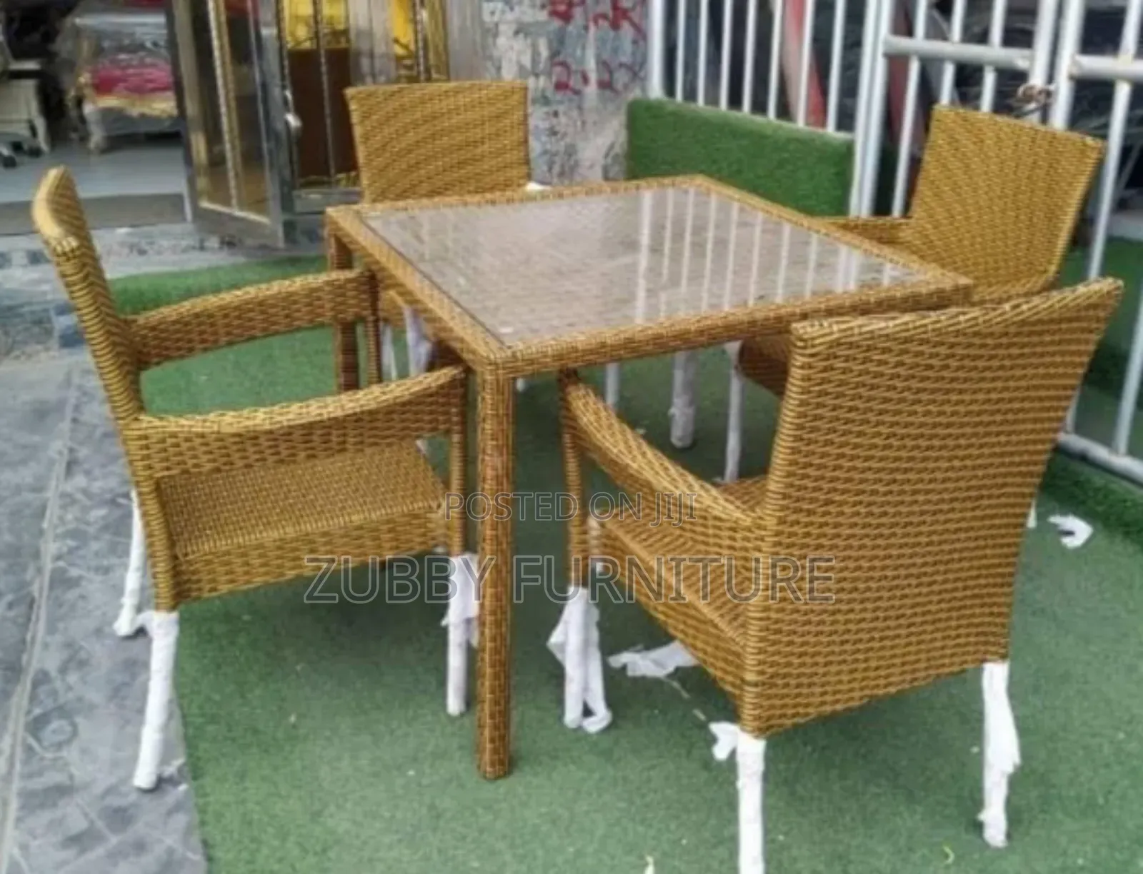 High Quality and Imported Net Chairs by 4 and Table